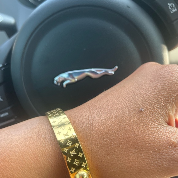 💯 Authentic Louis Vuitton Monogram Bangle Bracelet MD0254 LE0126 - Picture 3 of 9